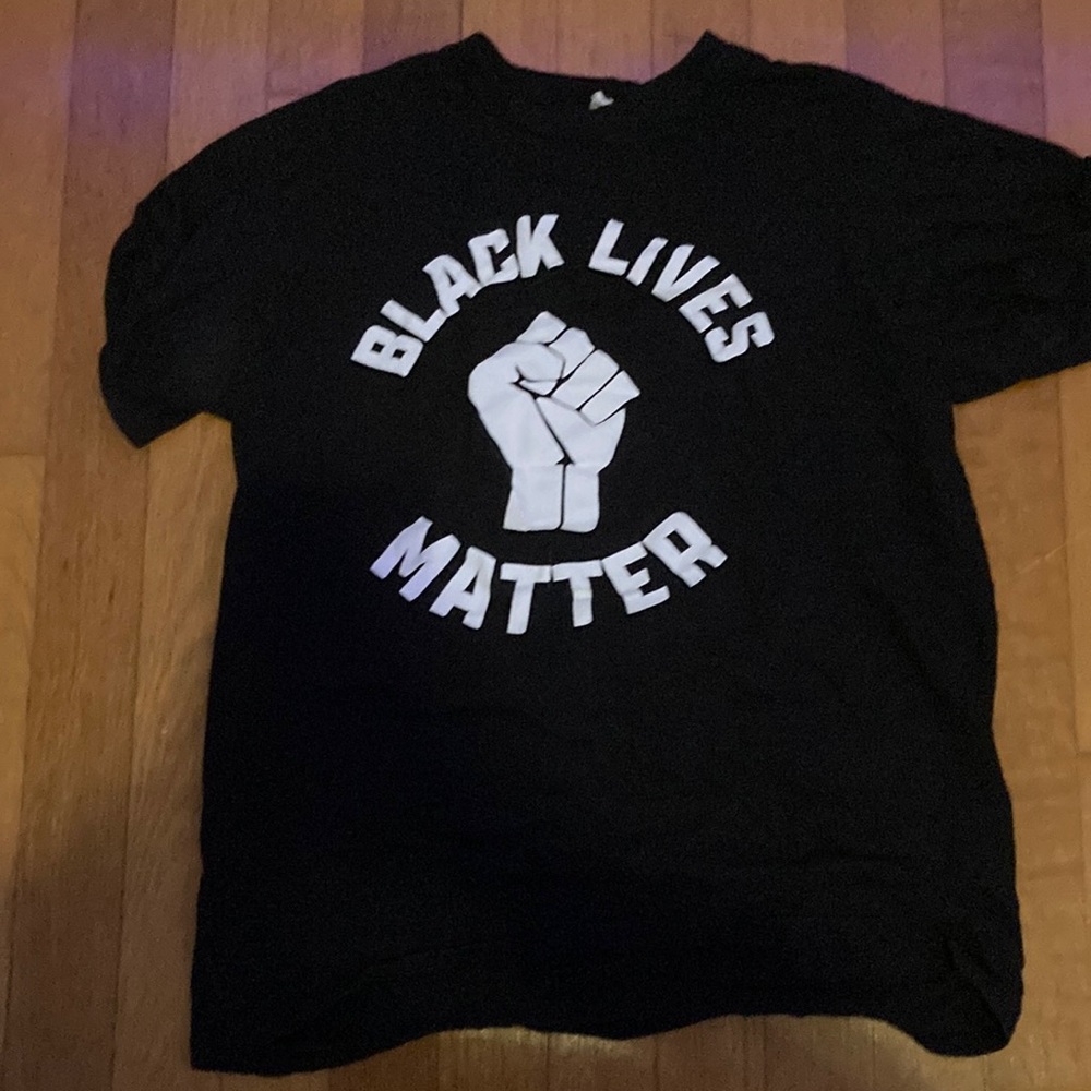 Black Lives Matter shirt